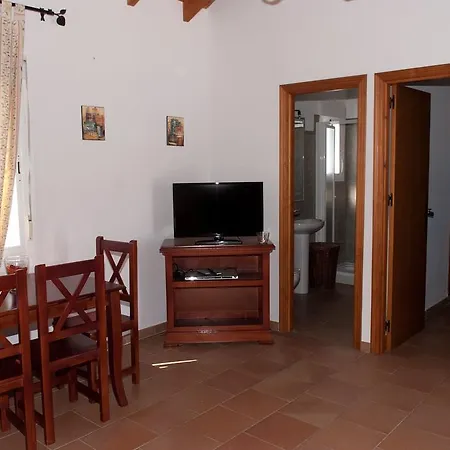 Viviendas Turisticas El Mero * Zahora